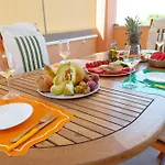 Vista Mare - La Bomboniera Guest house