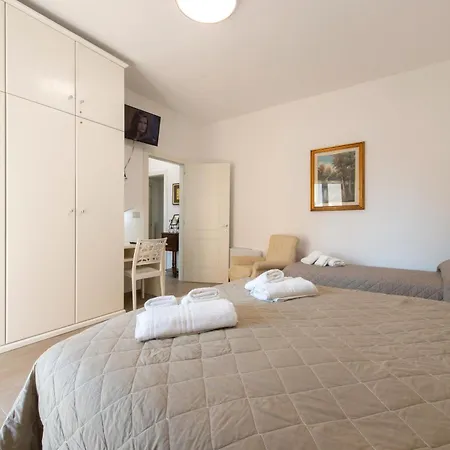 Гостьовий будинок Vista Mare - La Bomboniera