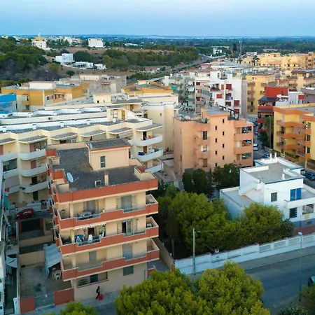 Гостьовий будинок Vista Mare - La Bomboniera
